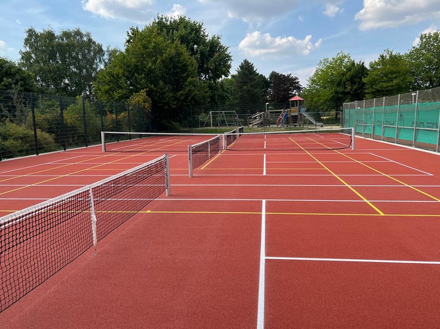 Pickleballpfosten, Anlage
