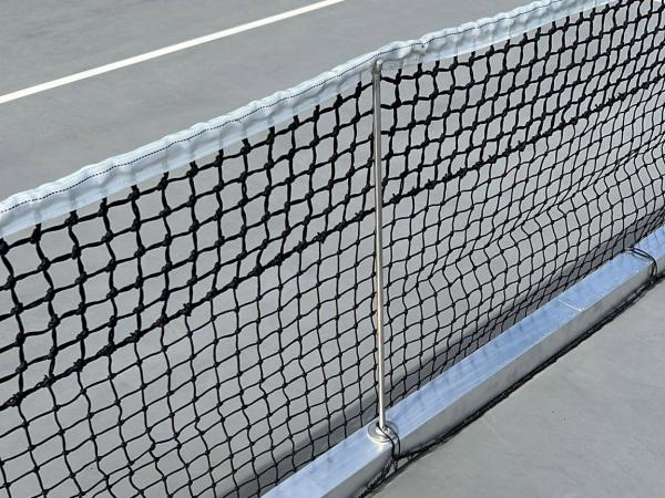 Pickleballpfosten, Anlage