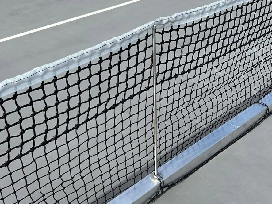 Pickleballpfosten, Anlage