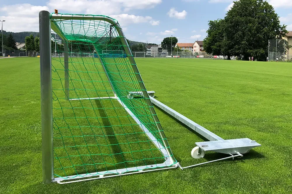 Das fahrbare Gewicht 2 in 1 zur Sicherung von Fußballtoren