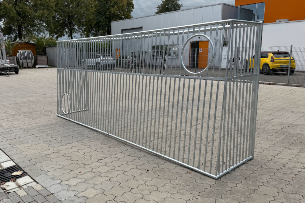 Bolzplatz-Fußballtor "Unbreakable", Stahl 5 x 2 m, mit Schusswand