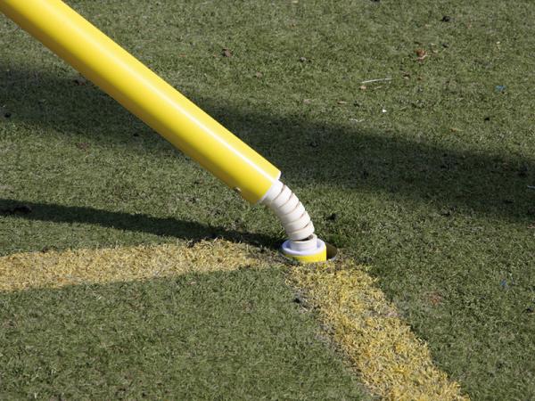 Eckfahnenstangen mit Kippgelenk aus Polyethylen