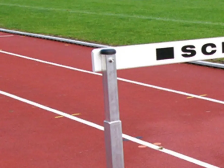 Wettkampfhürden (Alu), Hürdenleiste vorgeschraubt, IAAF & TÜV Zertifikat Wettkampfhürden (Alu), Hürdenleiste vorgeschraubt, IAAF & TÜV Zertifikat