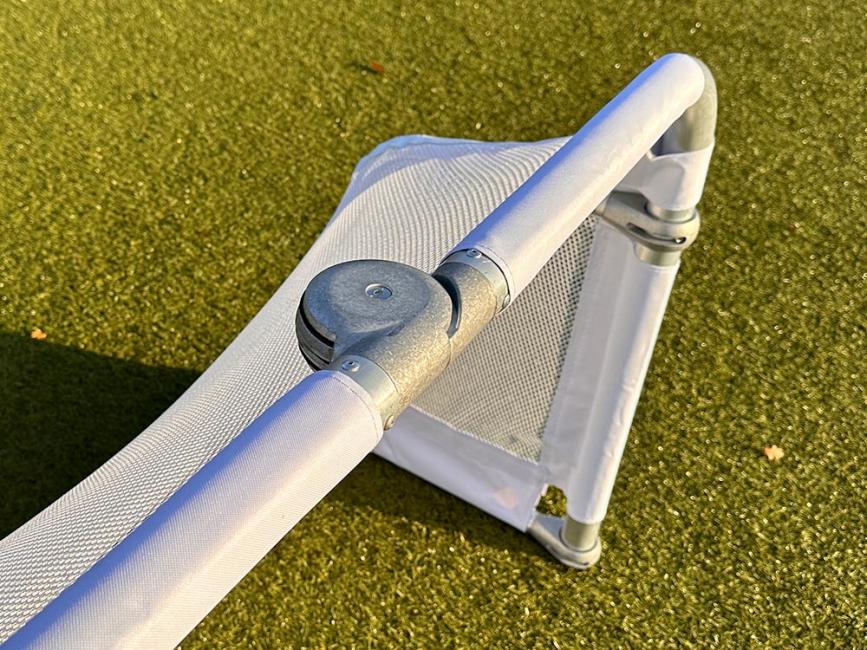 Klappbares Fußballtor, Gelenke aus Aluminium, kein Kunststoff