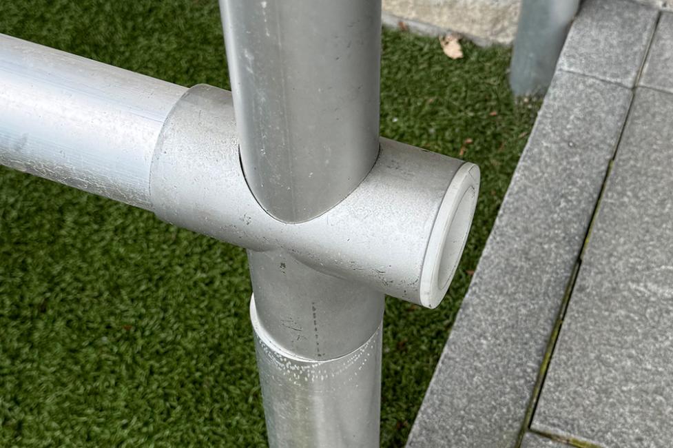 Kniestück/ Kreuzstück für Barrieren