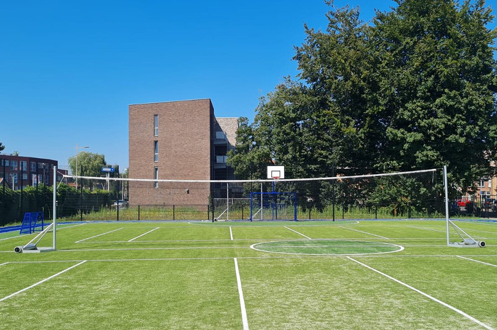 Mobiler Volleyball- / Basketball-Mehrzweckpfosten