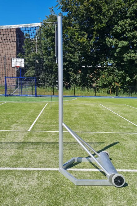 Mobiler Volleyball- / Basketball-Mehrzweckpfosten