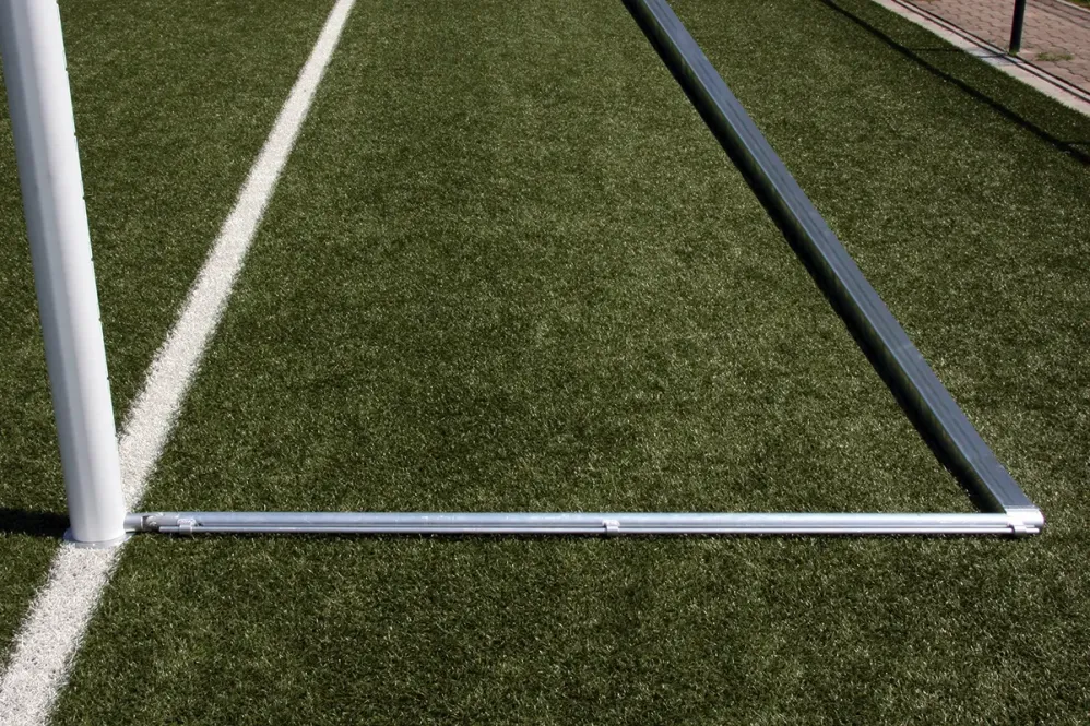 Einfacher Bodenrahmen für Fußballtore, komplett verschweißt