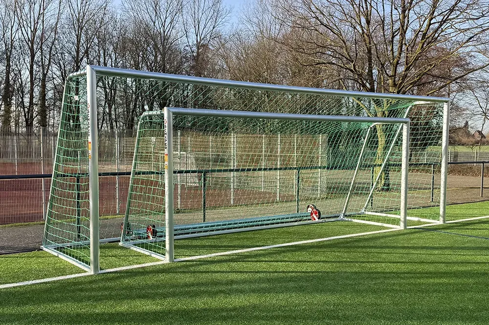 Trainingstor-Jugendfußballtor PSG mit Rädern und Gewicht