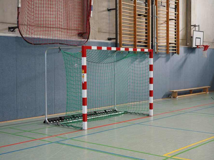 Safe Goal Handball
