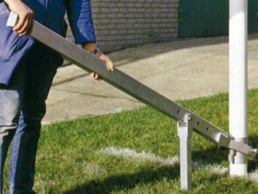 Hebegerät mit Hebelarm für 1-Mast Ständer