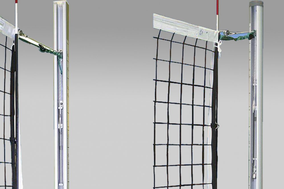 Volleyball-Mehrzweckpfosten aus Aluminiumprofilen 80 x 80 mm oder 83 mm "rund"