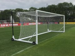 Jugendfußballtor mit Spannstangen,  integrierten Gewichten und Rädern, Netz