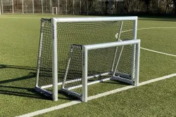 Klappbares Profi-Mini-Fußballtor mit Rundrahmen aus Aluminium