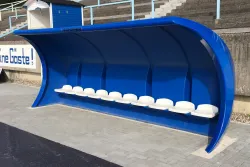 Spielerkabine / Betreuerkabine 