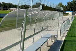 Schutzpolster für Spielerkabinen