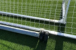 Stahlbefüllte Gewichte für vorhandene Fußballtore, Einzelrad
