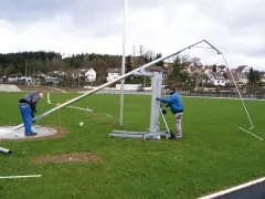 Aufstellgerät für Schutzgitter