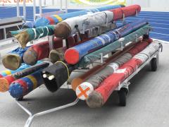 Transport- und Lagerwagen für Stabhochsprungstäbe